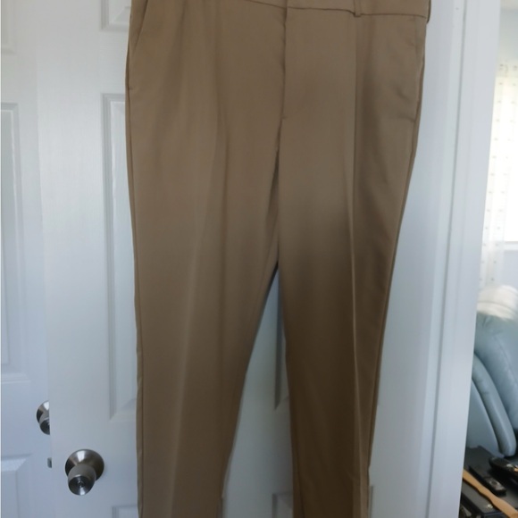 Van Heusen Men's Black and Tan Dress Pants - Picture 4 of 11